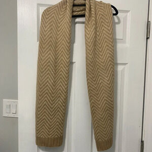 Banana Republic Wool Blend Chevron Scarf One Size